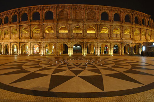 roman-amphitheatre-in-fisherman-wharf-macao