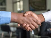 handshake-deal-lead-generation-cooperation-success