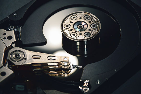 computer-data-drive-hard-disk-hdd-recovery-storage-technology