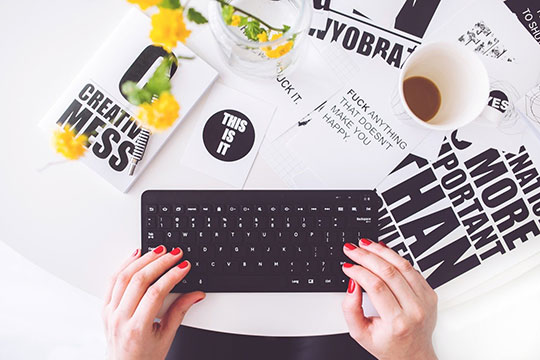 content-article-writing-keyboard-type