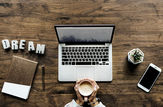 blog-business-entrepreneur-office-laptop-work-writer