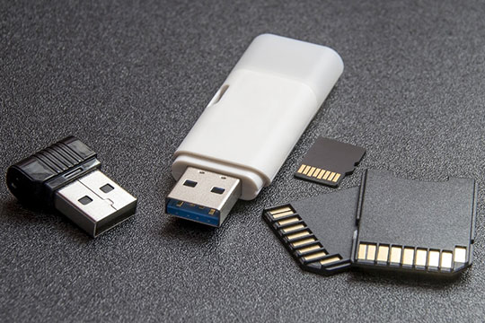 computer-accessories-flash-drive-memory-sd-card-stick