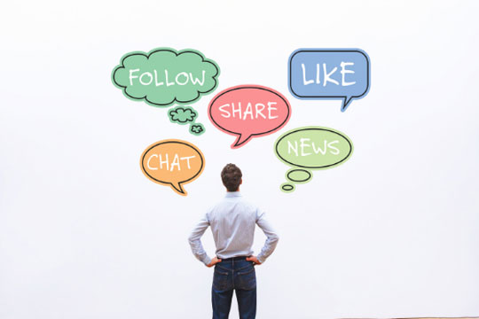 social-media-marketing-share-follow-like-chat-news
