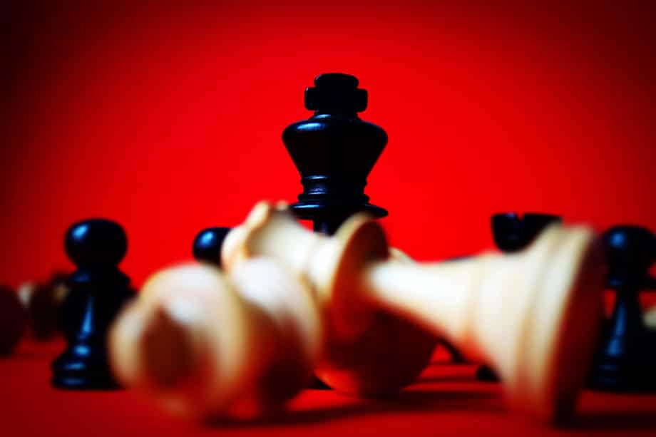 chess-win-king-competition-board-game-business-marketing