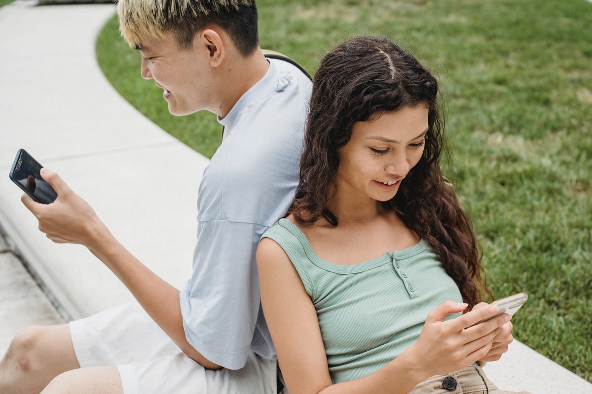 What Makes Today's Most Popular Mobile Games So Addictive?