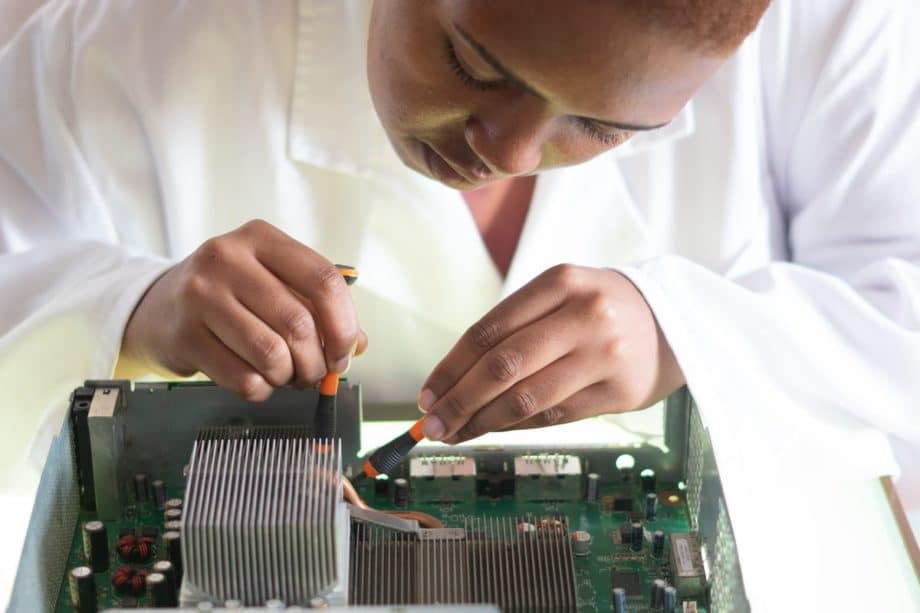 Analysis-Data-Device-Science-Electronics-Examine-Lab-Research-Science