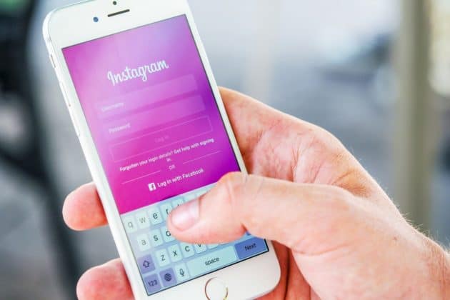 instagram-mobile-smartphone-application-iphone-login-social-media-marketing