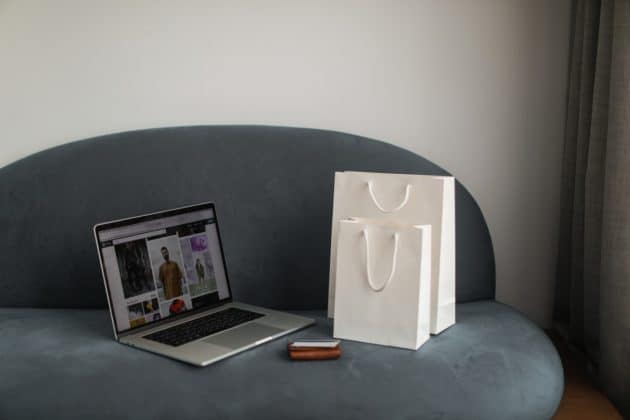 eCommerce-Laptop-Macbook-Online-Shopping-Technology-Wallet