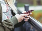 cell-mobile-phone-smartphone-chat-internet