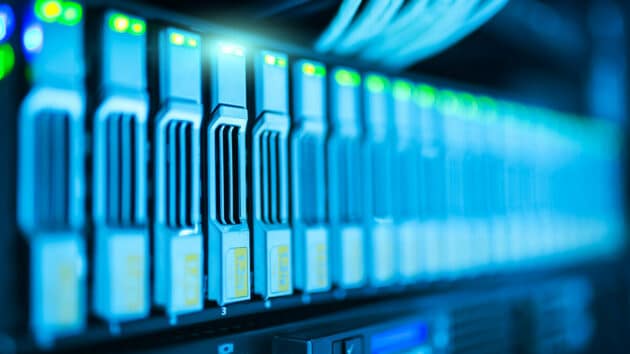 computer-connection-database-internet-lan-network-server-technology