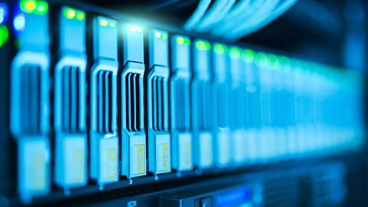 Top 10 Best Computer Servers for Small Business (2023)