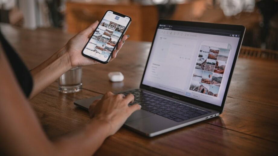 Application-Blogging-Editor-Internet-Laptop-Smartphone-Work-Technology-Development